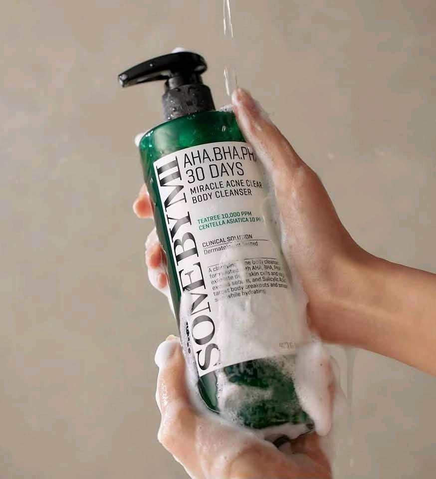 SOME BY MI AHA BHA PHA 30 DAYS MIRACLE ACNE CLEAR BODY CLEANSER 400G