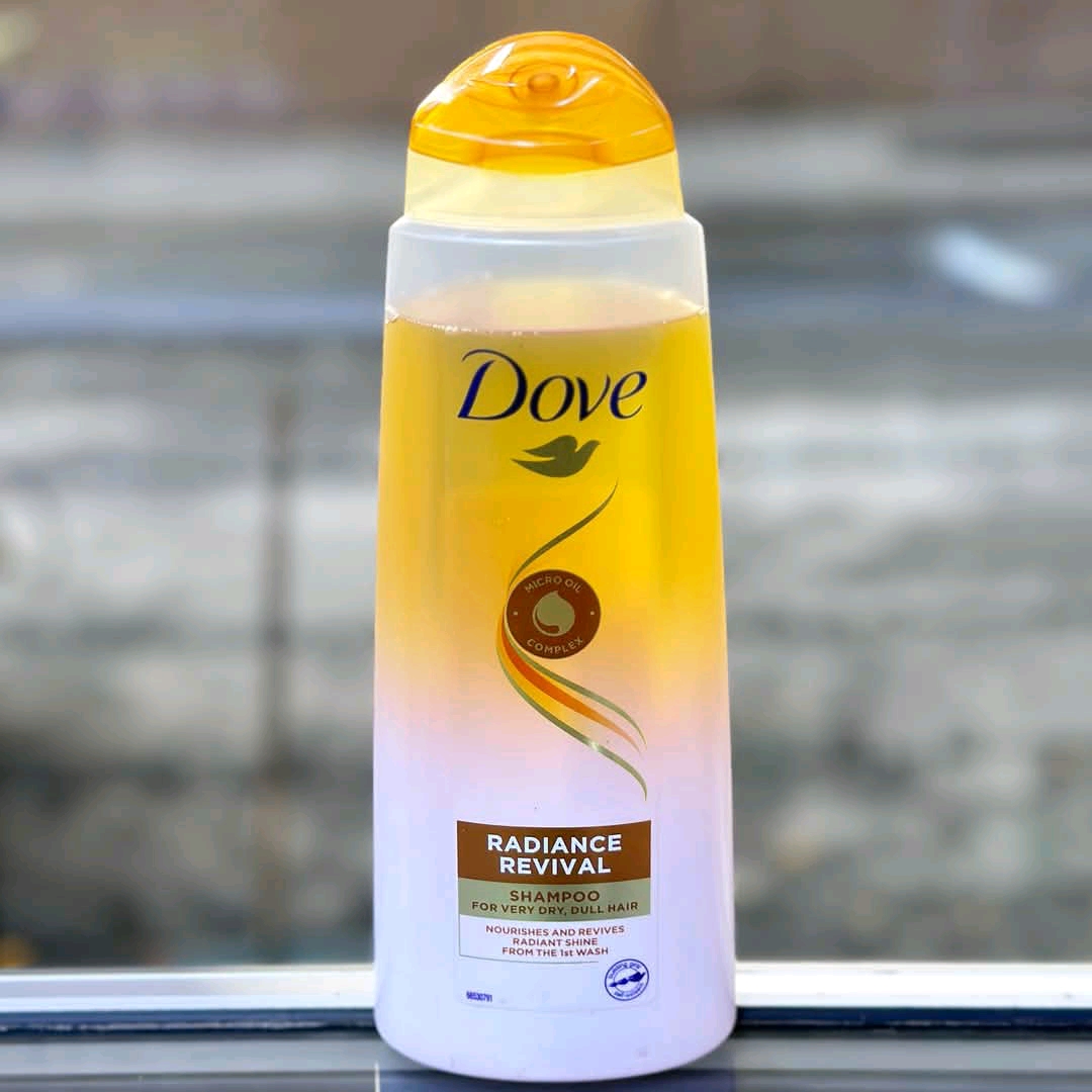 Dove Radiance Revival Shampoo with Light Formula for Very Dry & Dull Hair  400ml